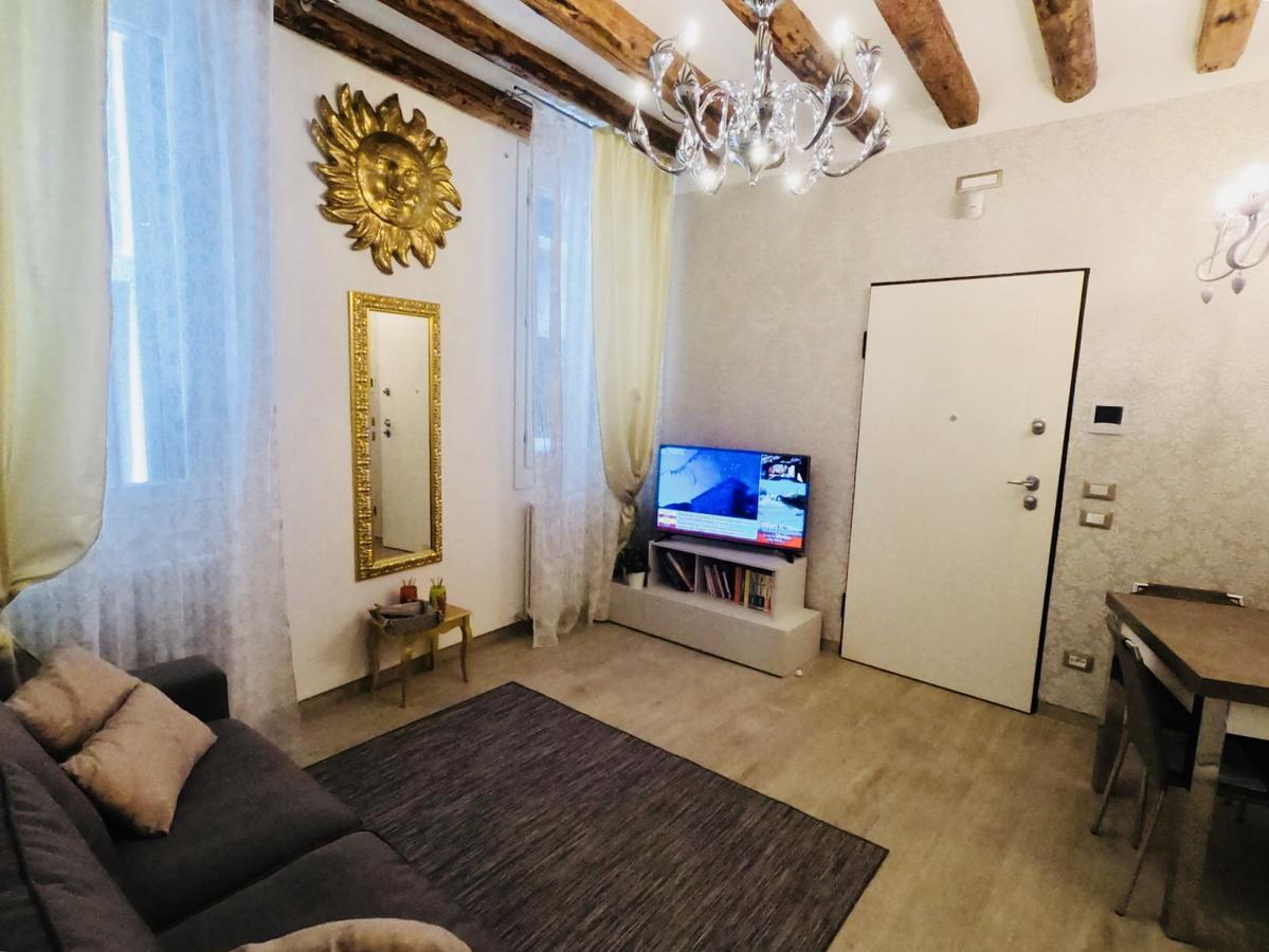 San Stae Charming Apartment Gran Canal Venedik Dış mekan fotoğraf